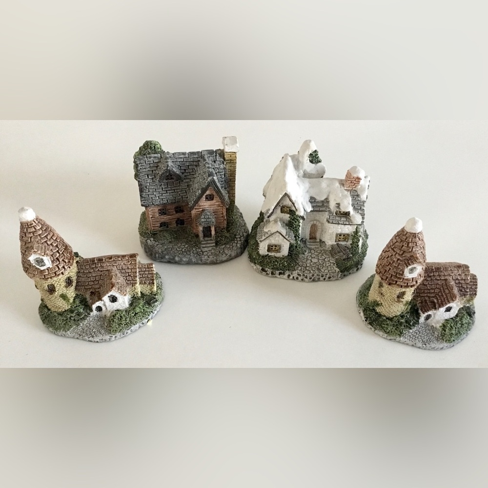 Cricket & Winter Cottages, Kent Cottage & Kiln Museum Collections Inc. 1987